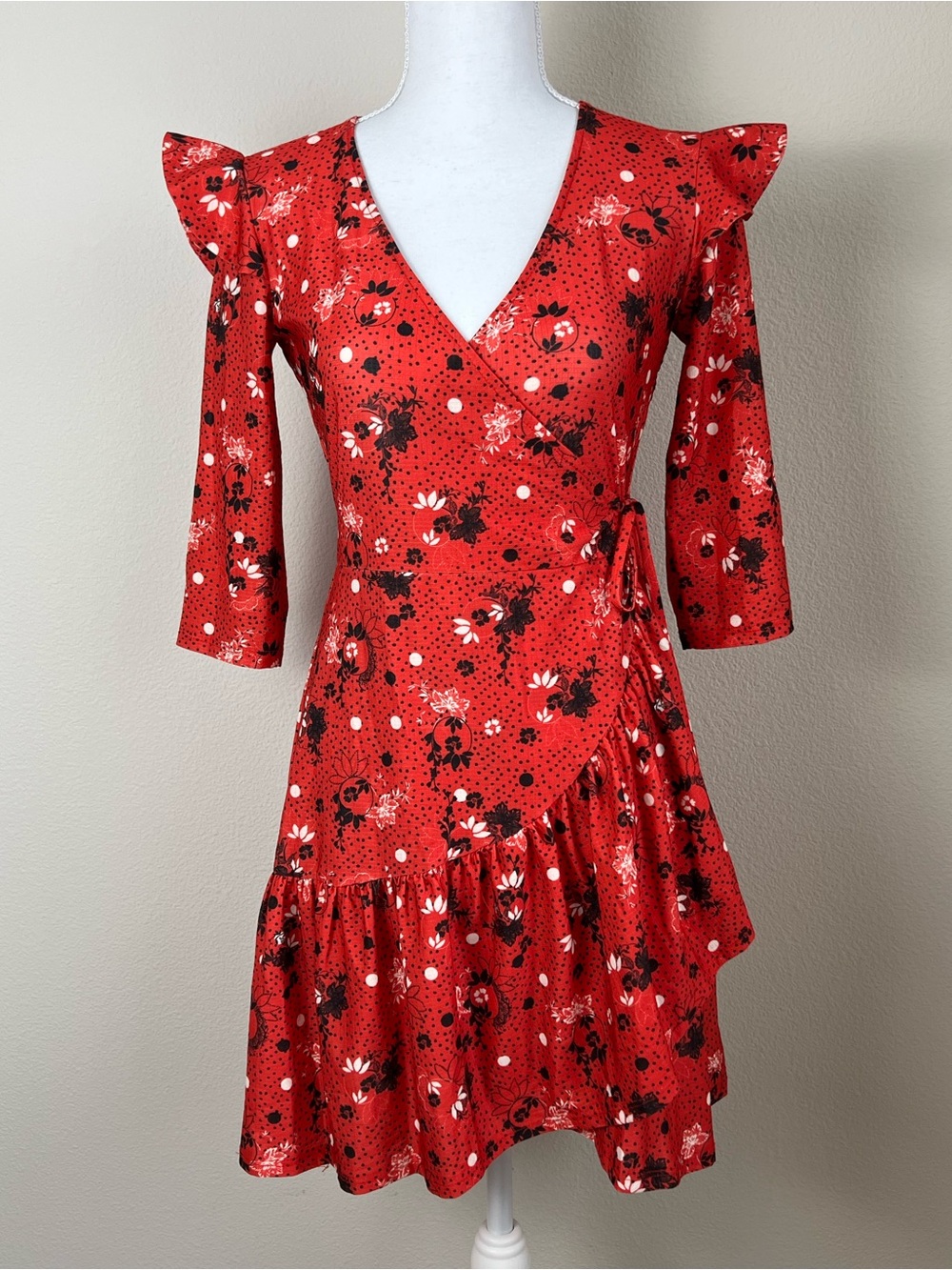River‎ Island Red Floral Wrap Dress Ruffle Asymmetrical Hem Mini Dress Size 2